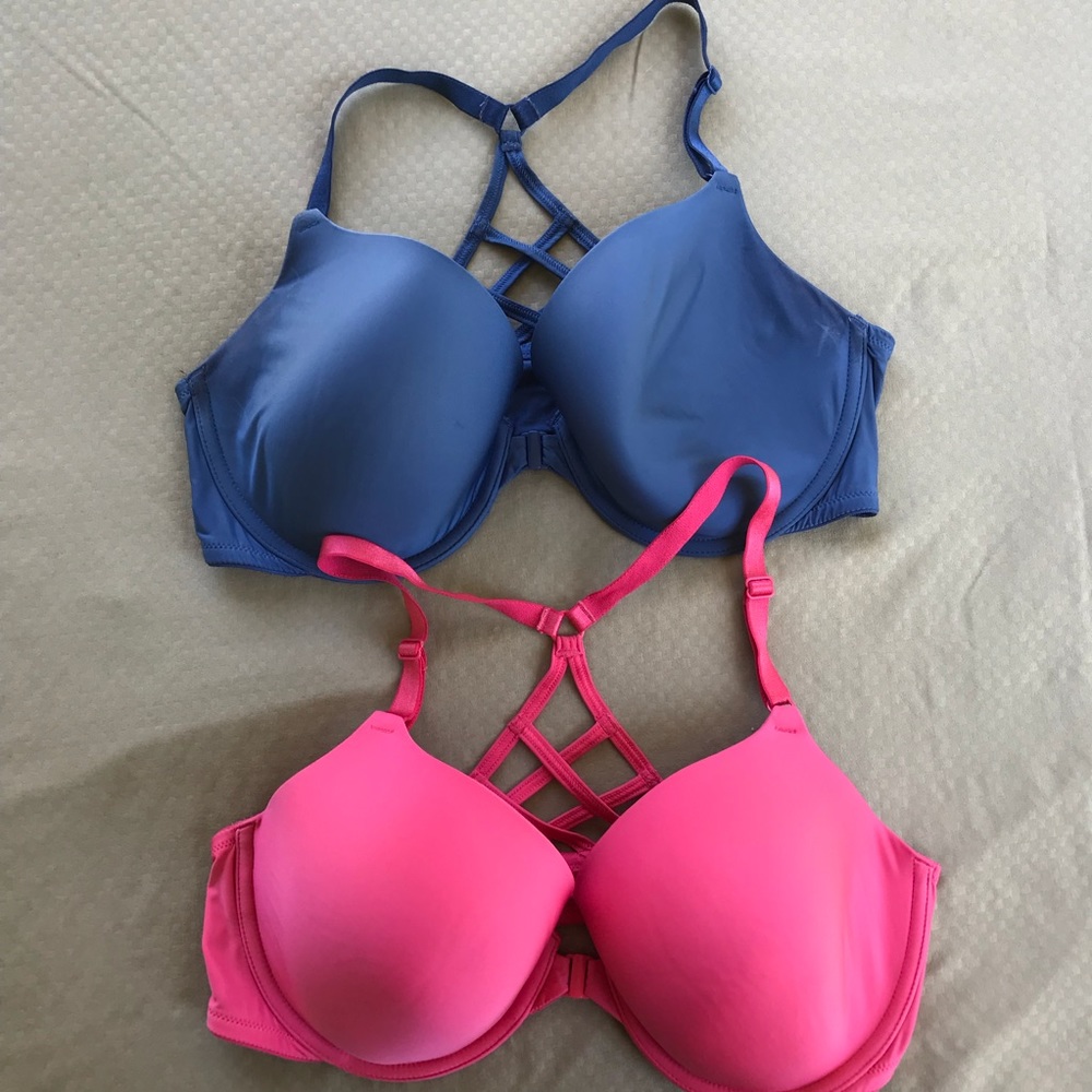 Victoria’s Secret 36D lightly lined racerback bras